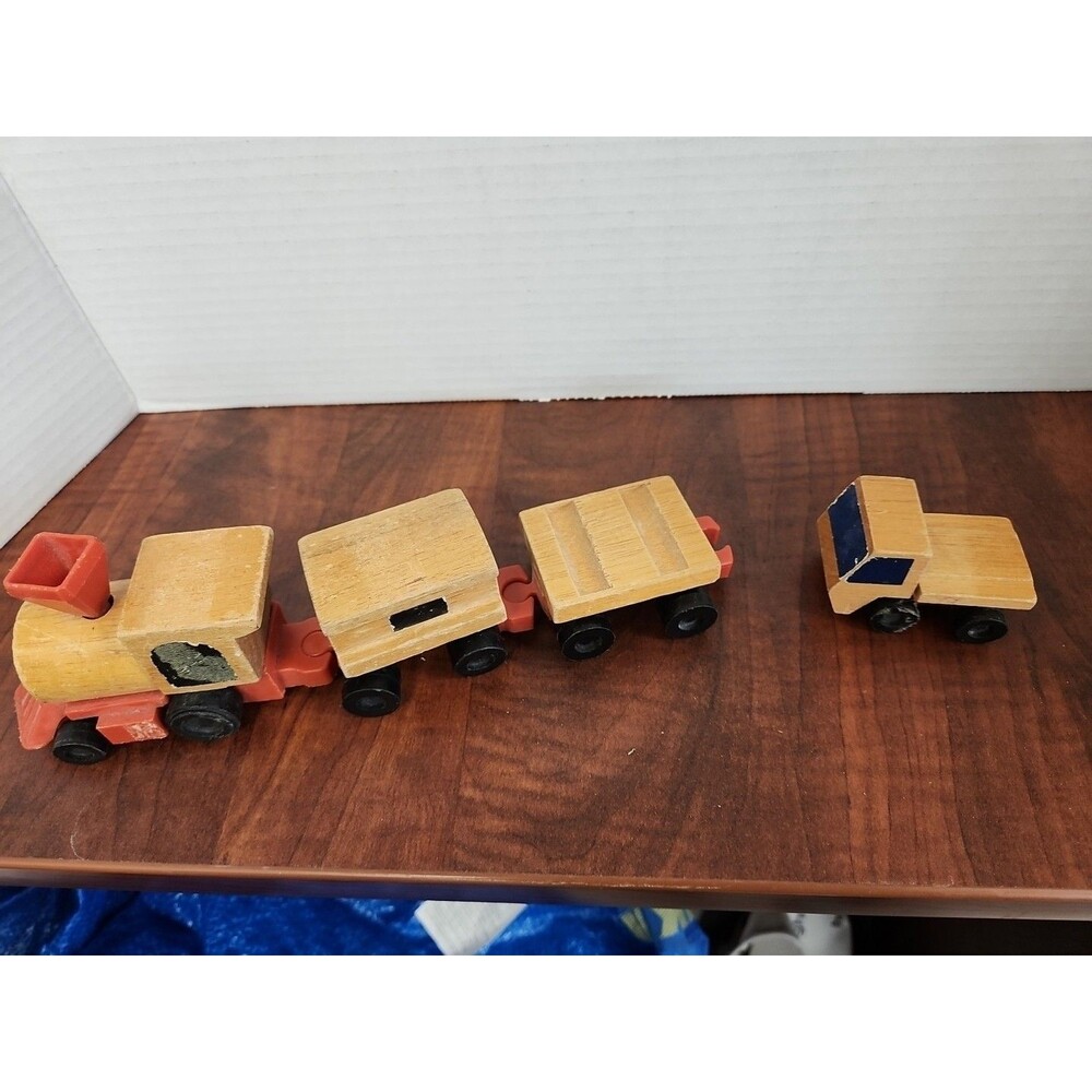 Vintage 1972 Mattel 3 Piece  Wooden Train Set Truck